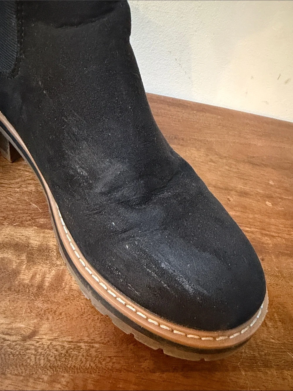 Kensie Black Chelsea Boots for Women - Casual Slip-On
